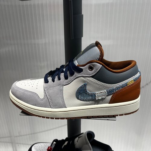 Nike耐克Air Jordan 1AJ1白蓝百搭男子低帮休闲篮球鞋 FZ5042-041