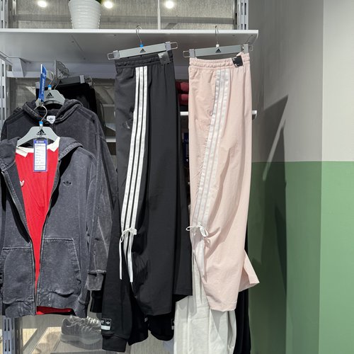 Adidas阿迪达斯女25新款三条纹蝴蝶结梭织香蕉裤简约长裤 JY7666