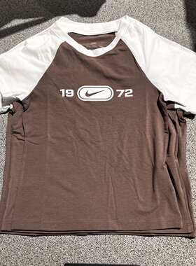 NIKE耐克女25夏新款短袖拼色复古圆领运动休闲透气T恤 HV4993-134
