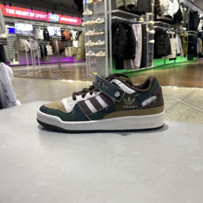 阿迪达斯中性FORUMLOWORI-BBALL休闲鞋IH3287