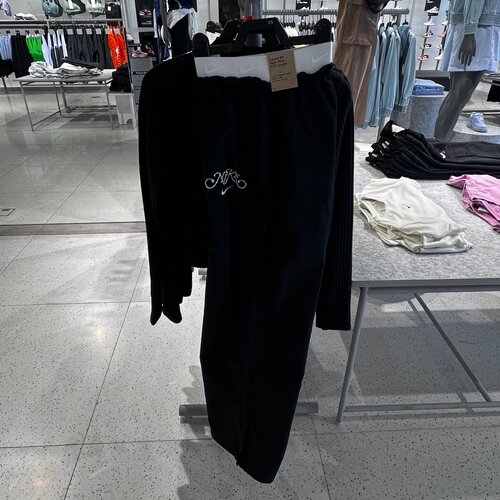 NIKE耐克女子26夏季新款刺绣梭织透气简约百搭直筒长裤IR7573-010