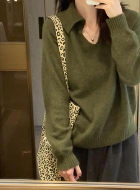 极简风绿色大翻领套头毛衣女2025年秋冬新款高级感宽松显瘦针织衫