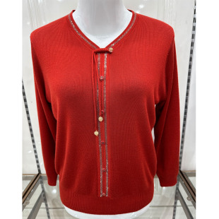 雪豹妈妈春装新款上衣中老年时尚女装薄款T恤v领打底衫洋气针织衫