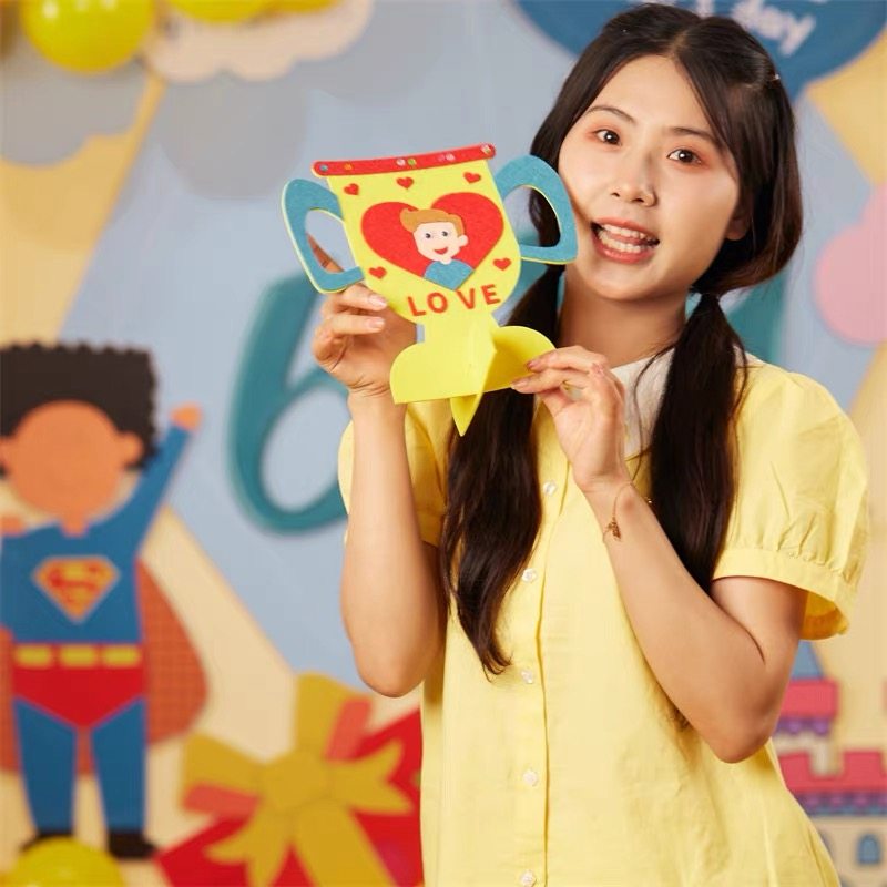 아버지의 날 선물 수제 DIY 부직포 슈퍼맨 아빠 트로피 유치원 어린이 스티커 생산 재료 패키지