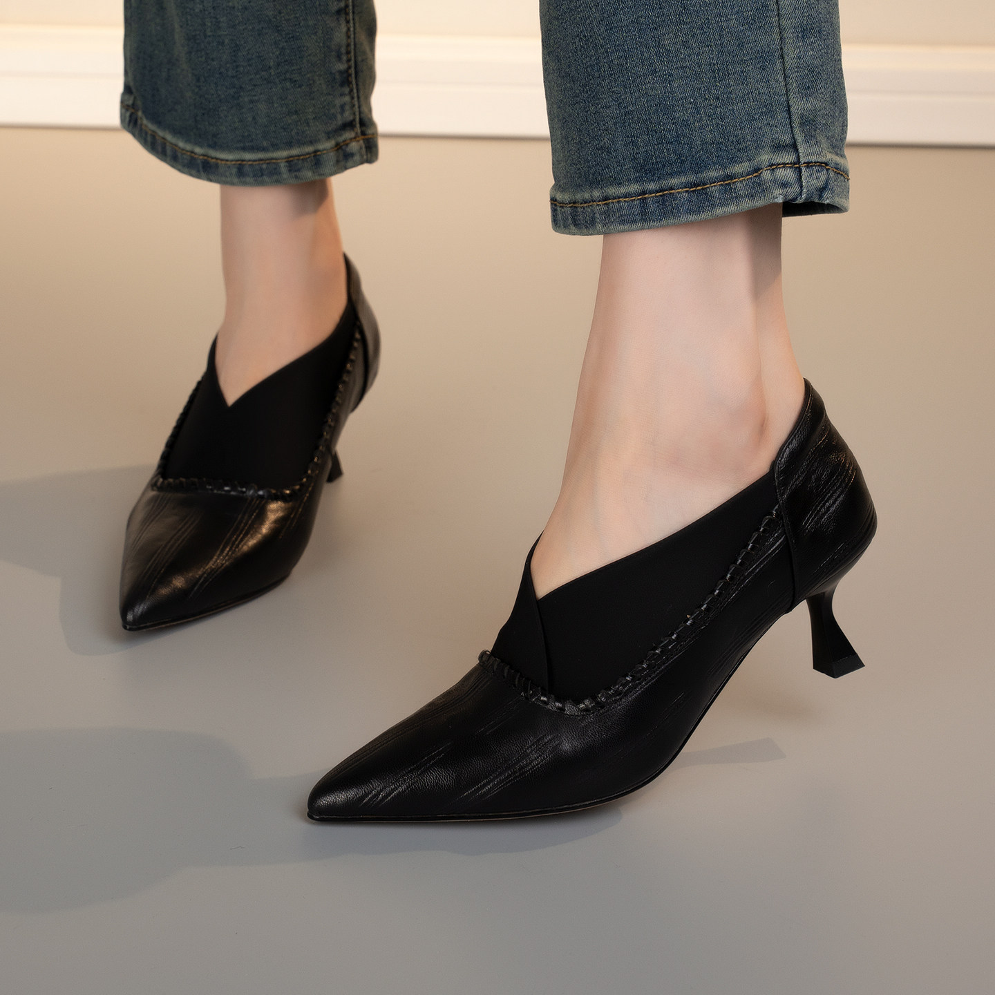 法式羊皮深口单鞋女尖头细跟中跟酒红色气质百搭不累脚商务高跟鞋,女鞋,深口单鞋,淘宝优惠券,粉丝福利购,淘宝优惠卷