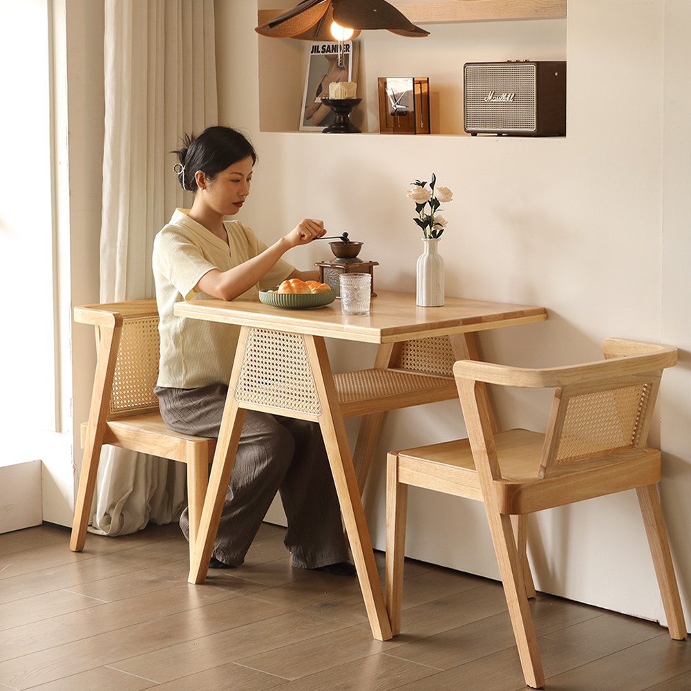 原实木奶油风餐桌椅组合小户型家用阳台双人洽谈藤编折叠方饭桌子