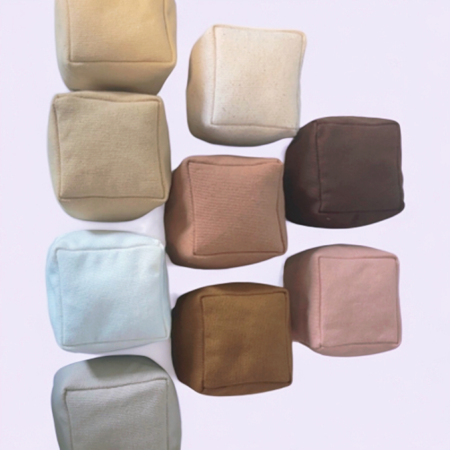 手工粮食沙包针线缝制