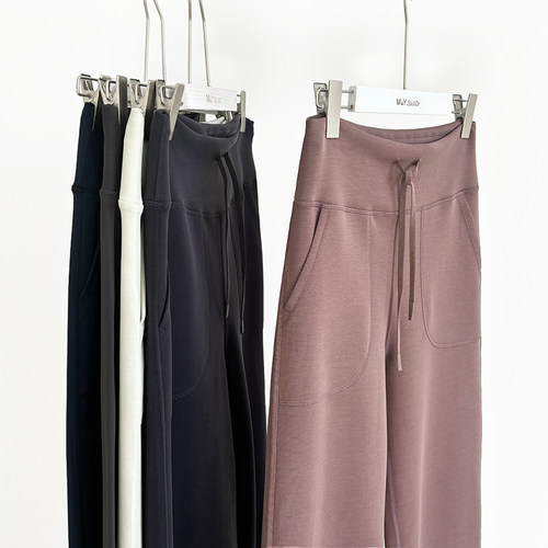 超亲肤~Iu家平替 弹力莫代尔砂洗空气层直筒长裤卫裤女新款皮肤裤