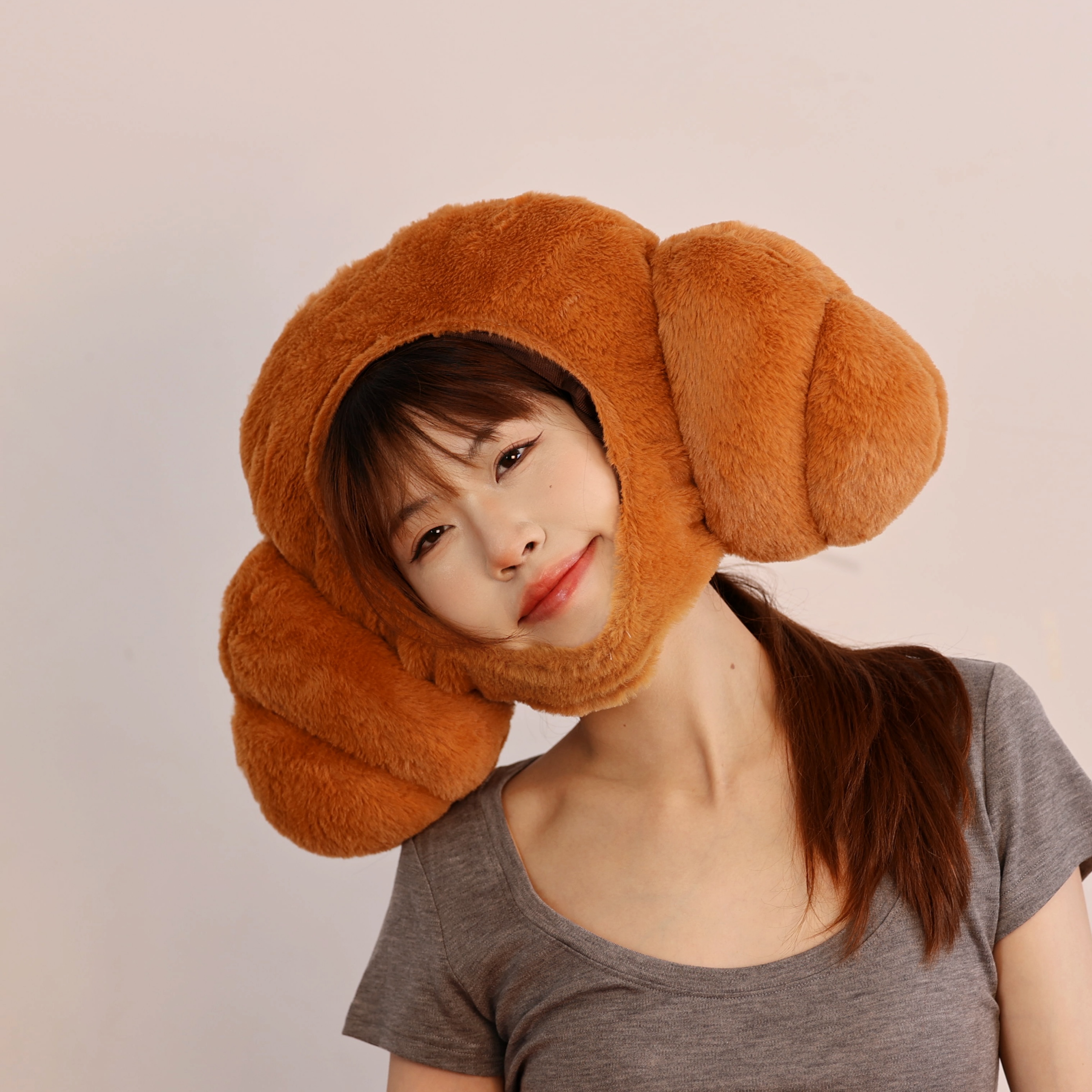 可爱卡通搞怪男女创意食物可颂牛角包头套帽子拍照直播面包店道具