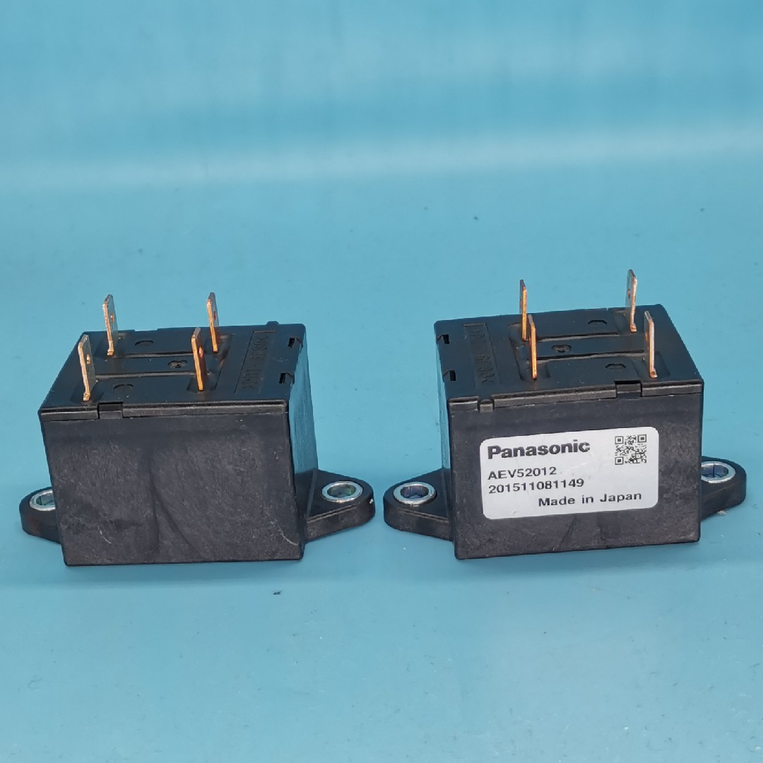 AEV52012 松下车载接触器 20A 高压直流继电器 12V线圈 二手件