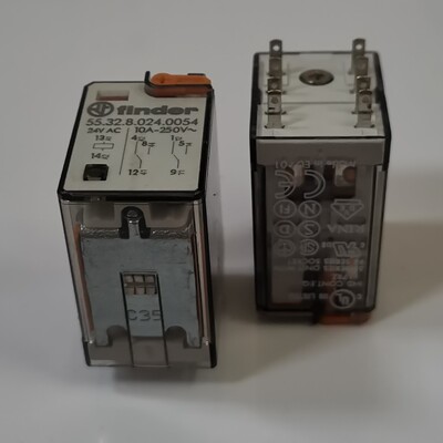 原装进口finder芬德中间继电器55.32.8.024.0054-24VAC底座94.02