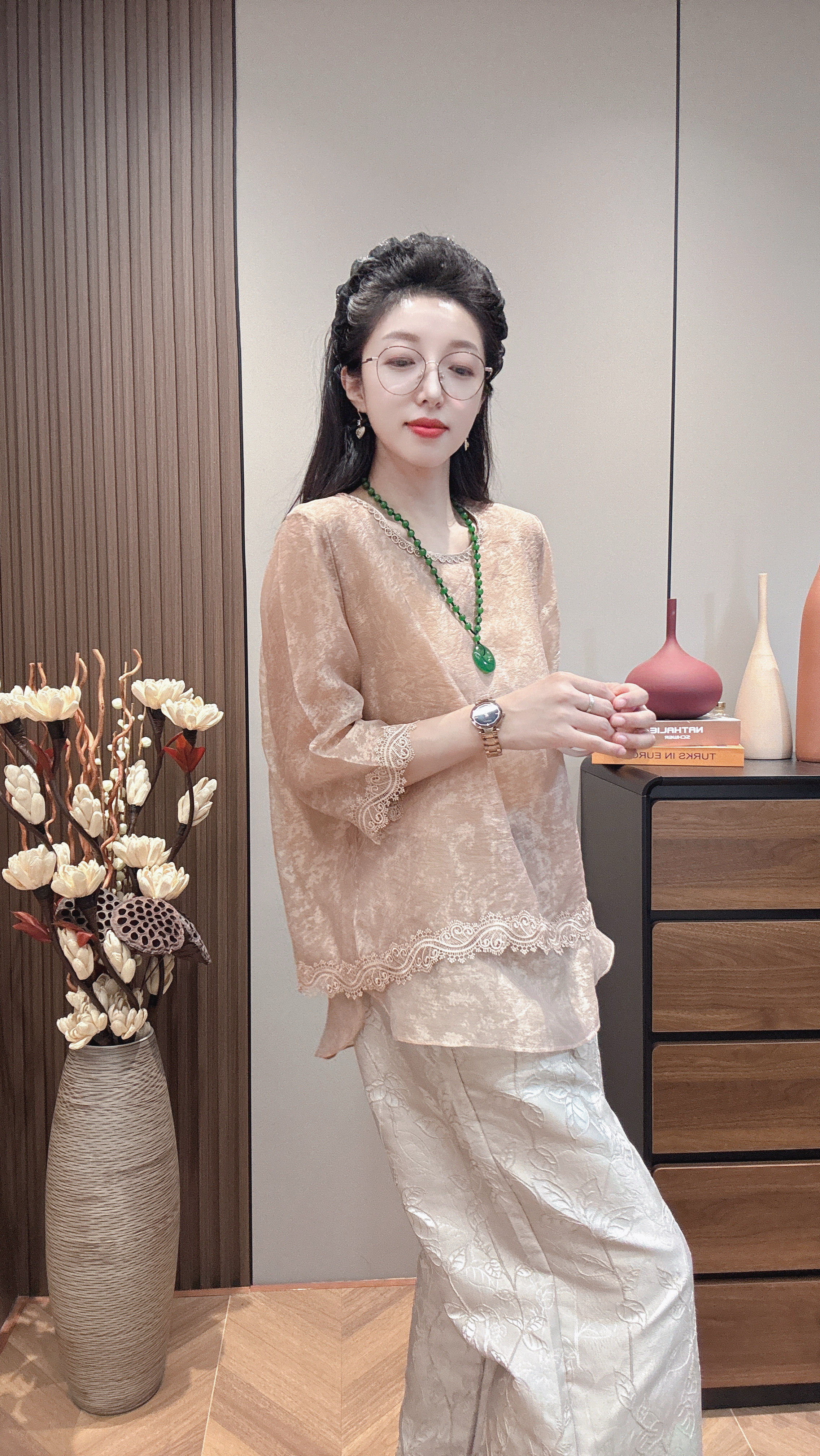 5343新中式国风圆领蕾丝拼接双层宽松大码衬衫女胖mm遮肉提花上衣