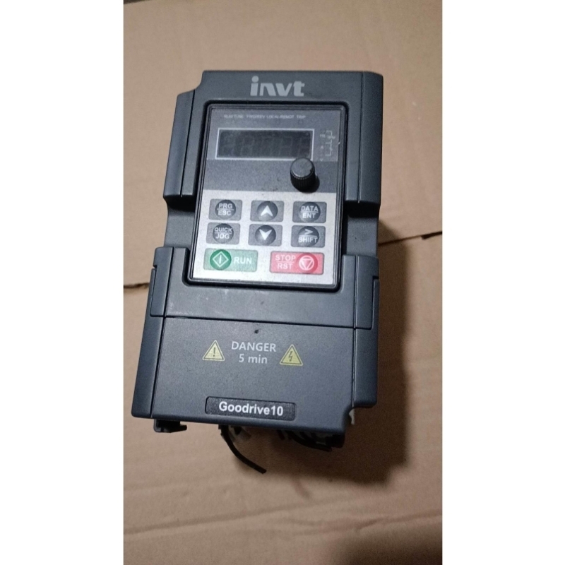 议价9成新英威腾GD10-0R4G-S2-B变频器0.4KW