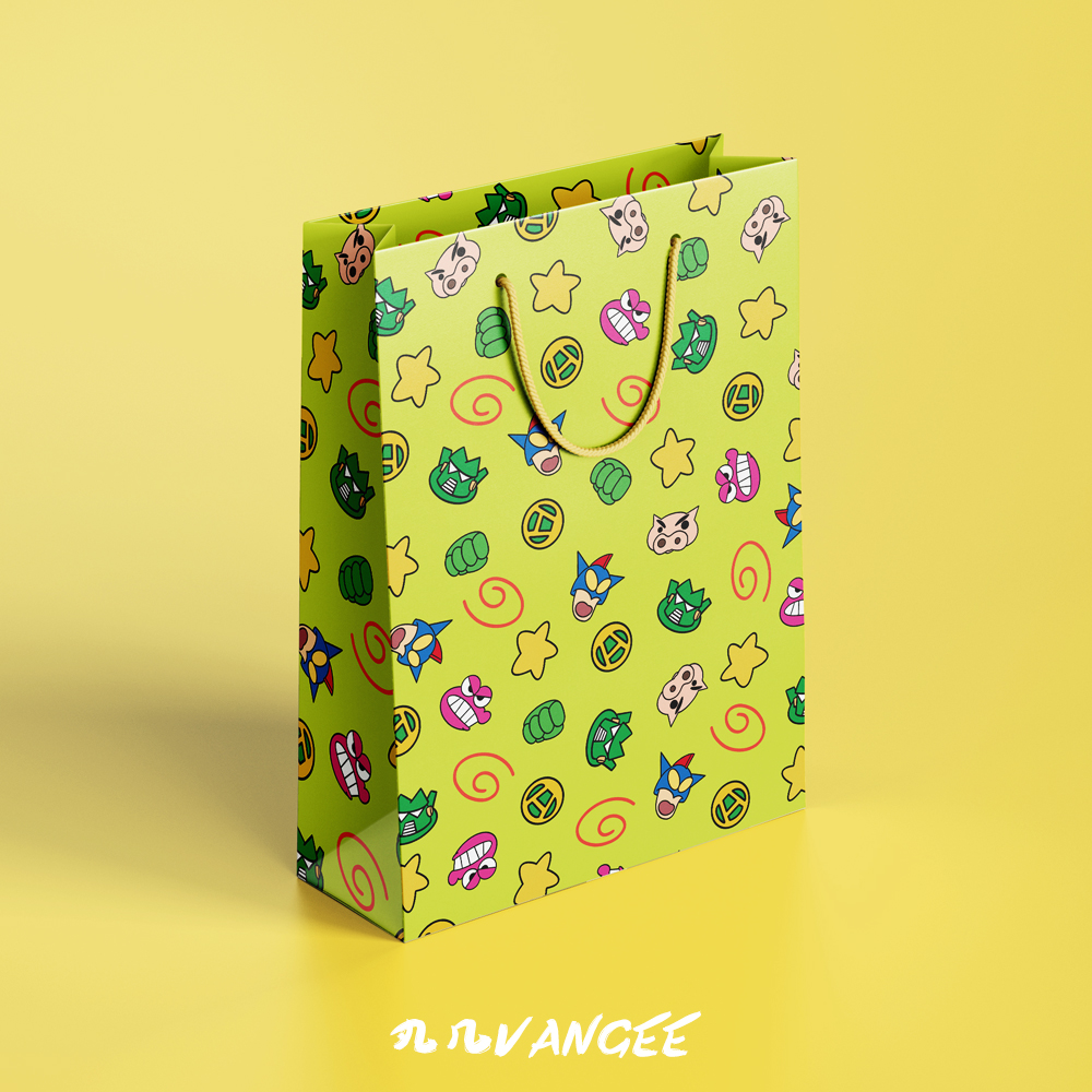 蜡笔小新动感超人白卡纸袋子