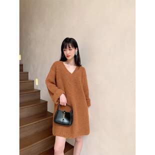 EMo原创加厚羊毛套头上衣2024秋冬慵懒进口马海毛V领廓形毛衣女