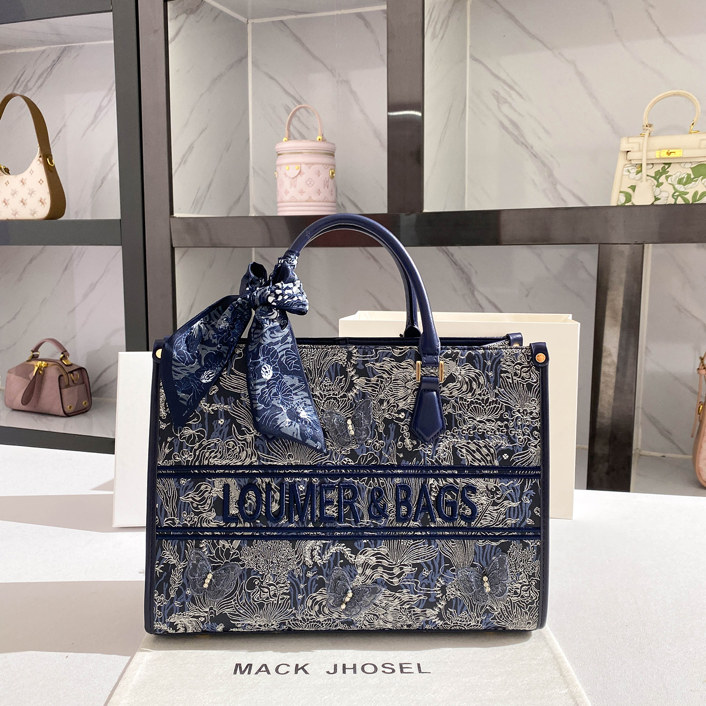 MACKJHOSSEL新中式蝴蝶刺绣包