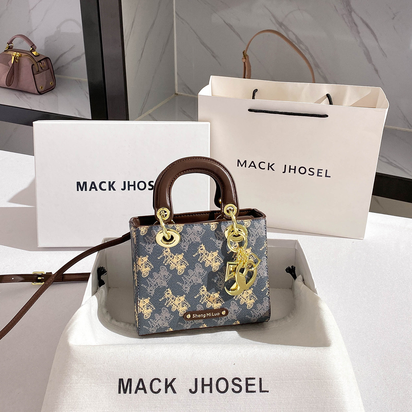 MackJhosel复古马车印花戴妃包女士2025秋季新款时尚大气盒子包包