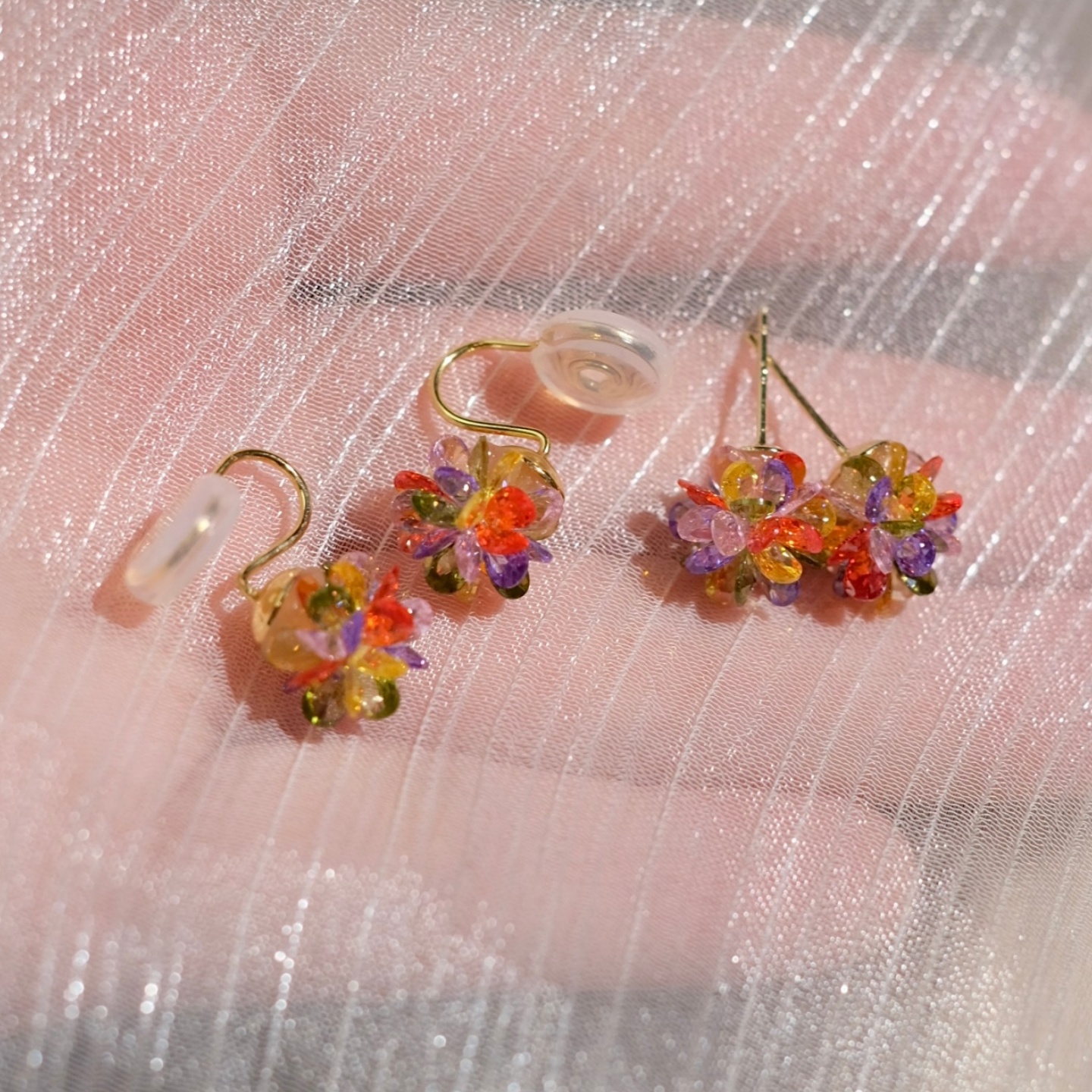 耳畔知更｜甜美清新精致彩色花球多巴胺无耳洞耳夹耳钉高级感耳饰