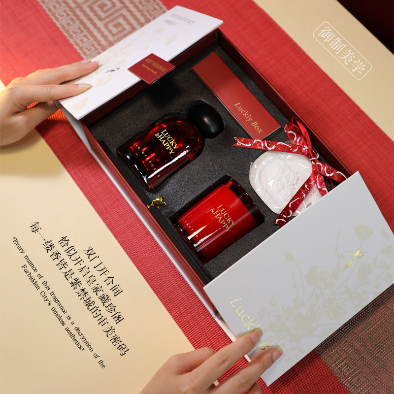 新年香薰礼盒香熏蜡烛室内高级感无火精油香氛套装扩香石挂件套盒,家居饰品,香薰礼盒,淘宝优惠券,粉丝福利购,淘宝优惠卷