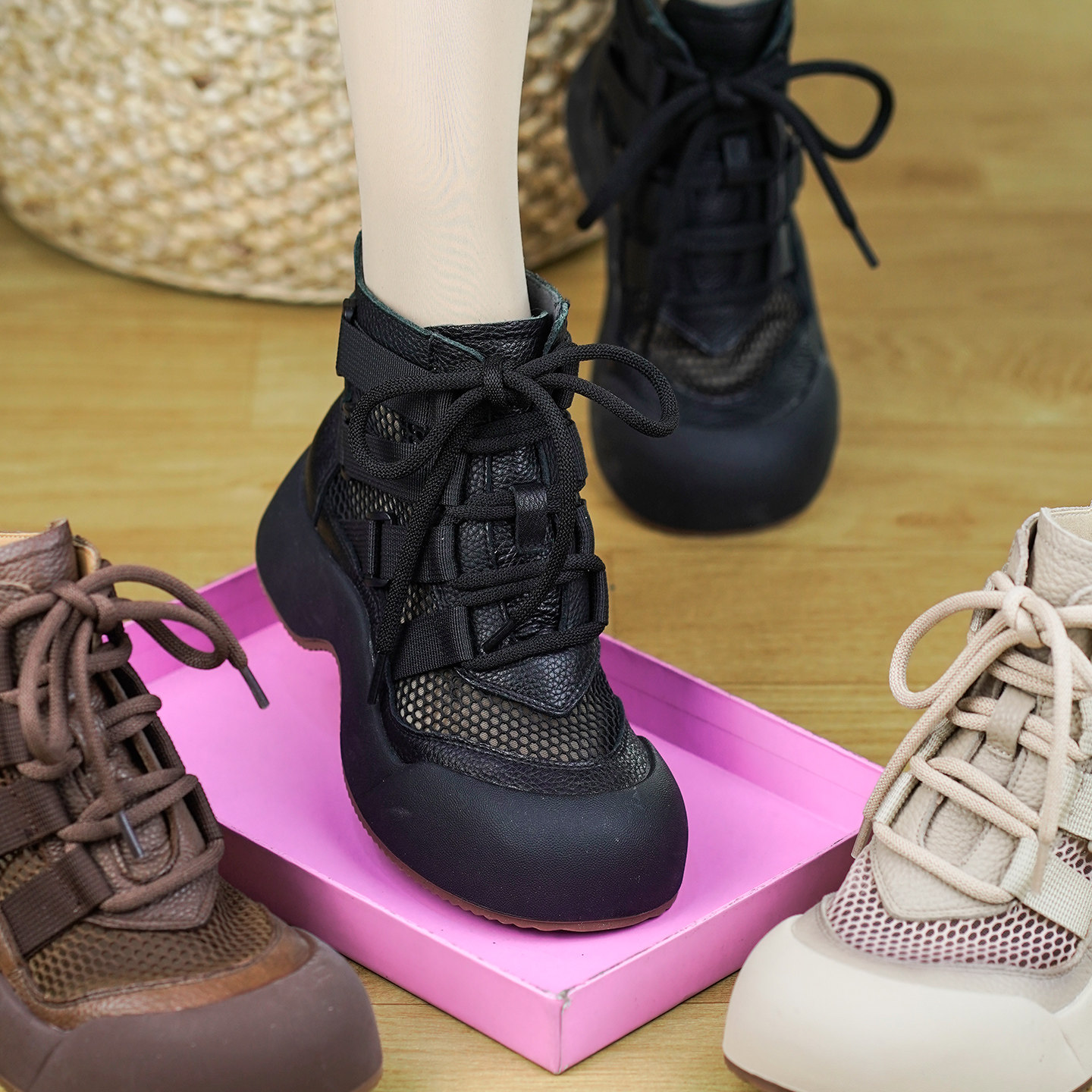 春夏新款透气时尚英伦风复古头层牛皮凉鞋绑带厚底增高网纱女鞋