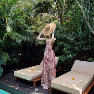 泰国西双版 波西米亚印花抹胸挂脖露背连衣裙 纳旅游度假长裙女夏季