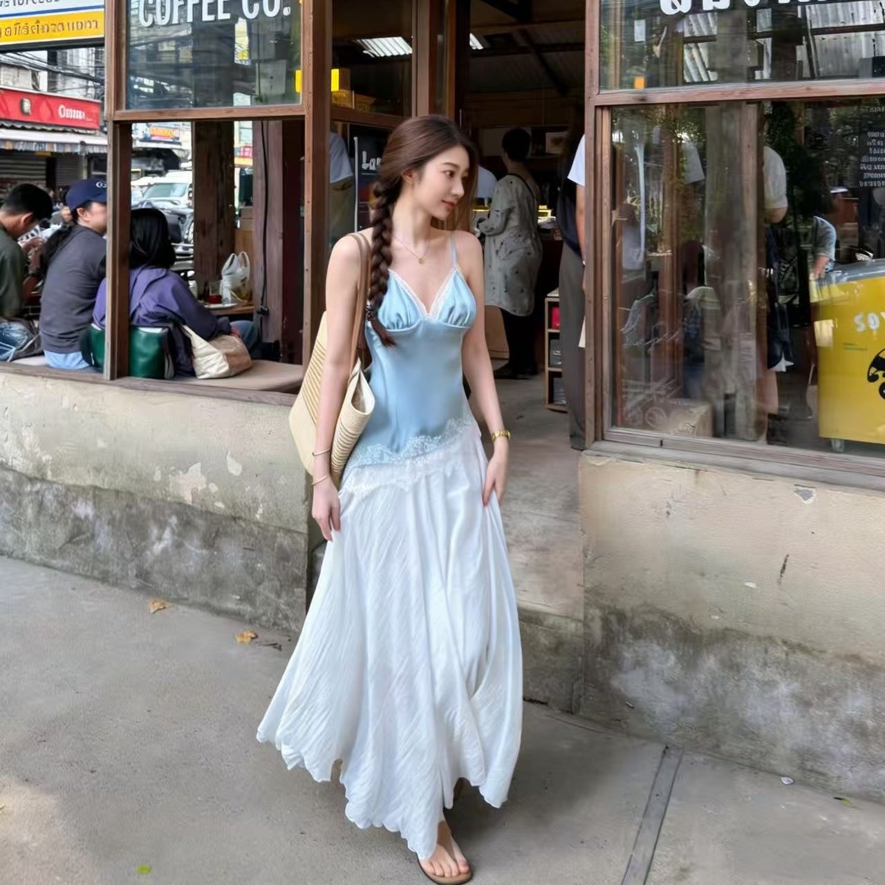 泰国海岛旅游度假穿搭蓝色缎面拼接蕾丝露背吊带背心白色半裙套装,女装/女士精品,时尚套装,淘宝优惠券,粉丝福利购,淘宝优惠卷