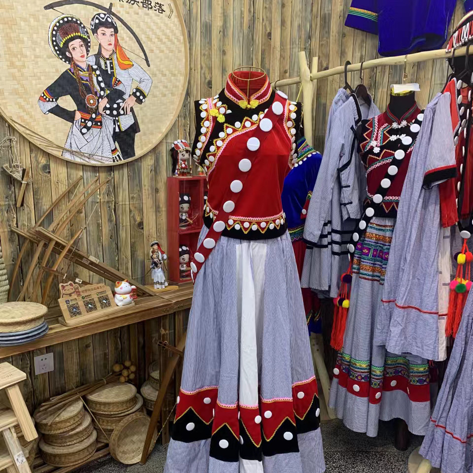 傈僳族服装服饰配饰 私人高端定制版 民族服装服饰批发 正品