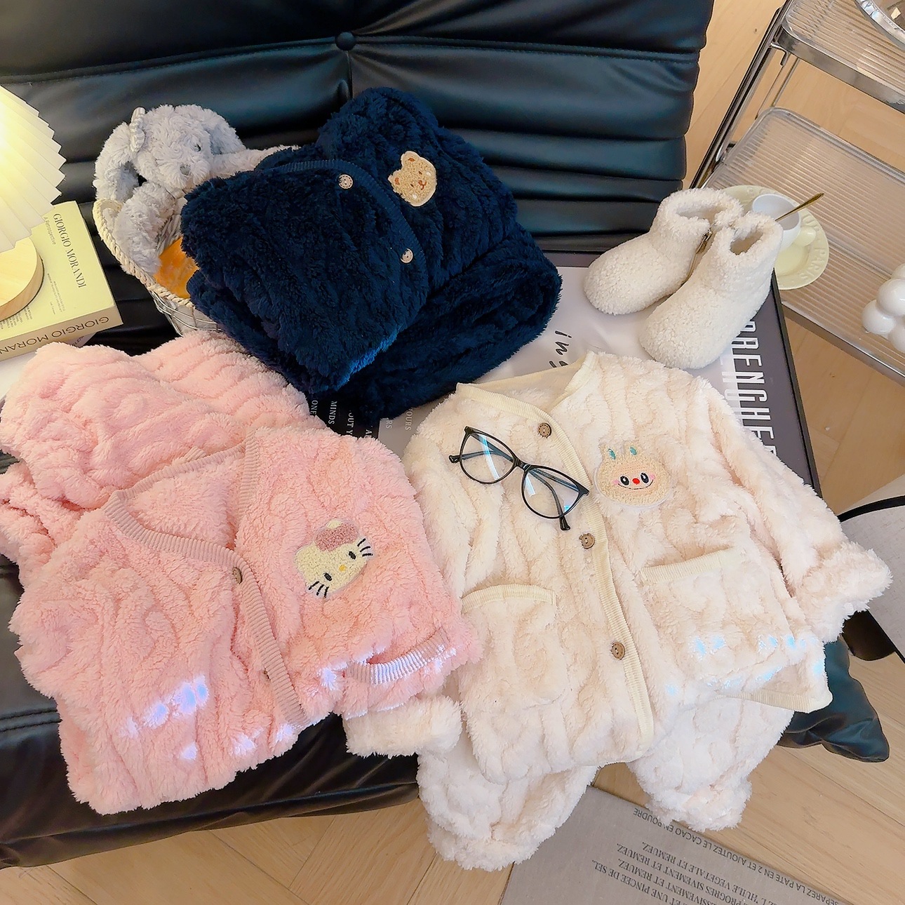 男女童加厚法兰绒保暖睡衣套装