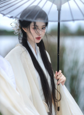 清冷系晋制汉服新款日常