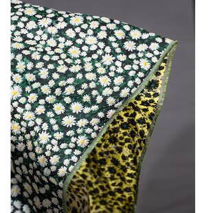 法式浪漫黑绿色小碎白花面料套装裙子经典小雏菊双面提花布料