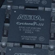 全新 EP3C10F256C8N EP3C10F256