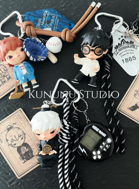 正版泡泡玛特小野CLOT系列钥匙扣汽车钥匙链挂饰包包挂件男友礼物