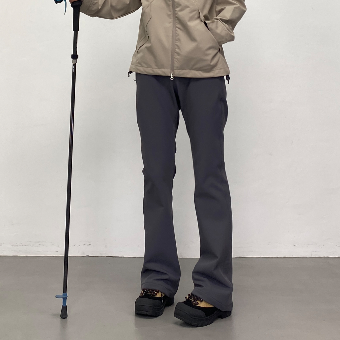 工装裤女款登山秋冬显瘦酷飒风冲锋裤加绒小个子防水速干户外微喇