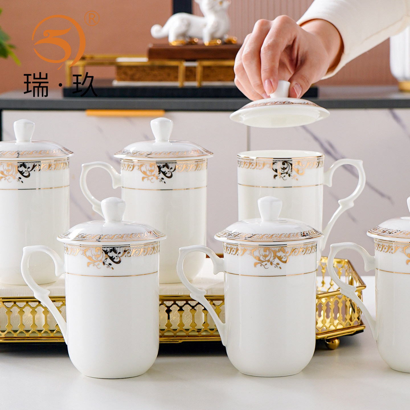 10个轻奢骨瓷办公杯茶杯家用带盖水杯待客杯陶瓷会议杯商用定制