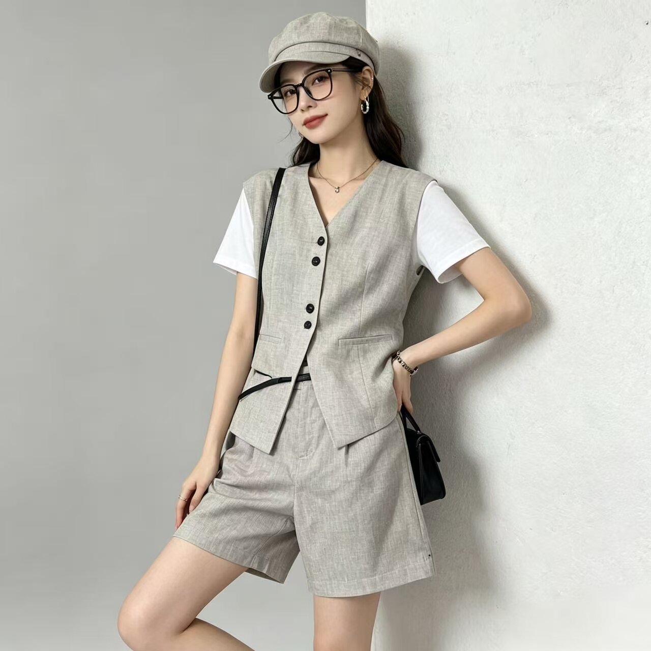 夏季女装无袖马甲短裤两件套