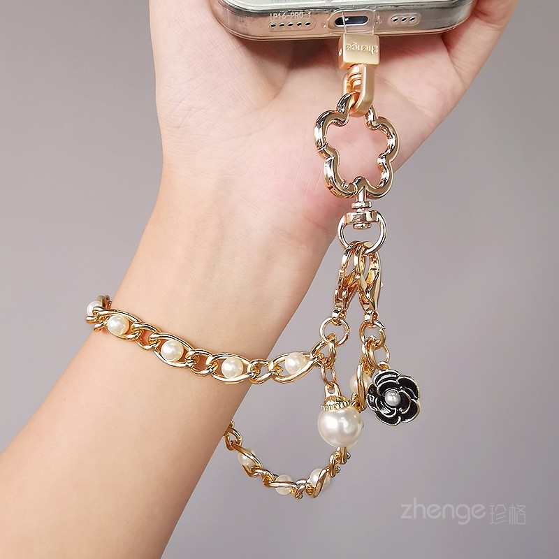 手机链挂绳女士茶花珍珠锁链手腕绳短款精致高级感时尚高端新品