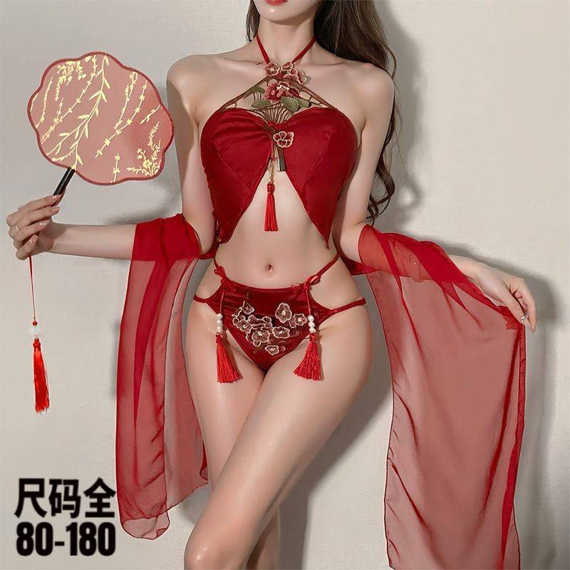 大码七夕穿搭约会战袍战衣免脱性感风红色刺绣成人肚兜女古风套装