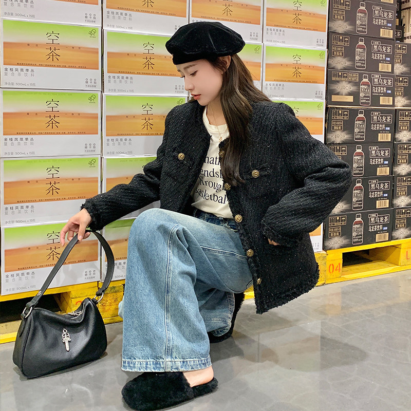 黑色小香风外套女春秋2025新款超好看高级感精致短款v领亮丝上衣,女装羽绒服,浙宝113