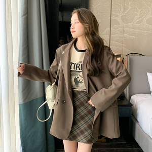 新款背后三粒扣小西装2C281-686-P115-K168,女装西装,浙宝113