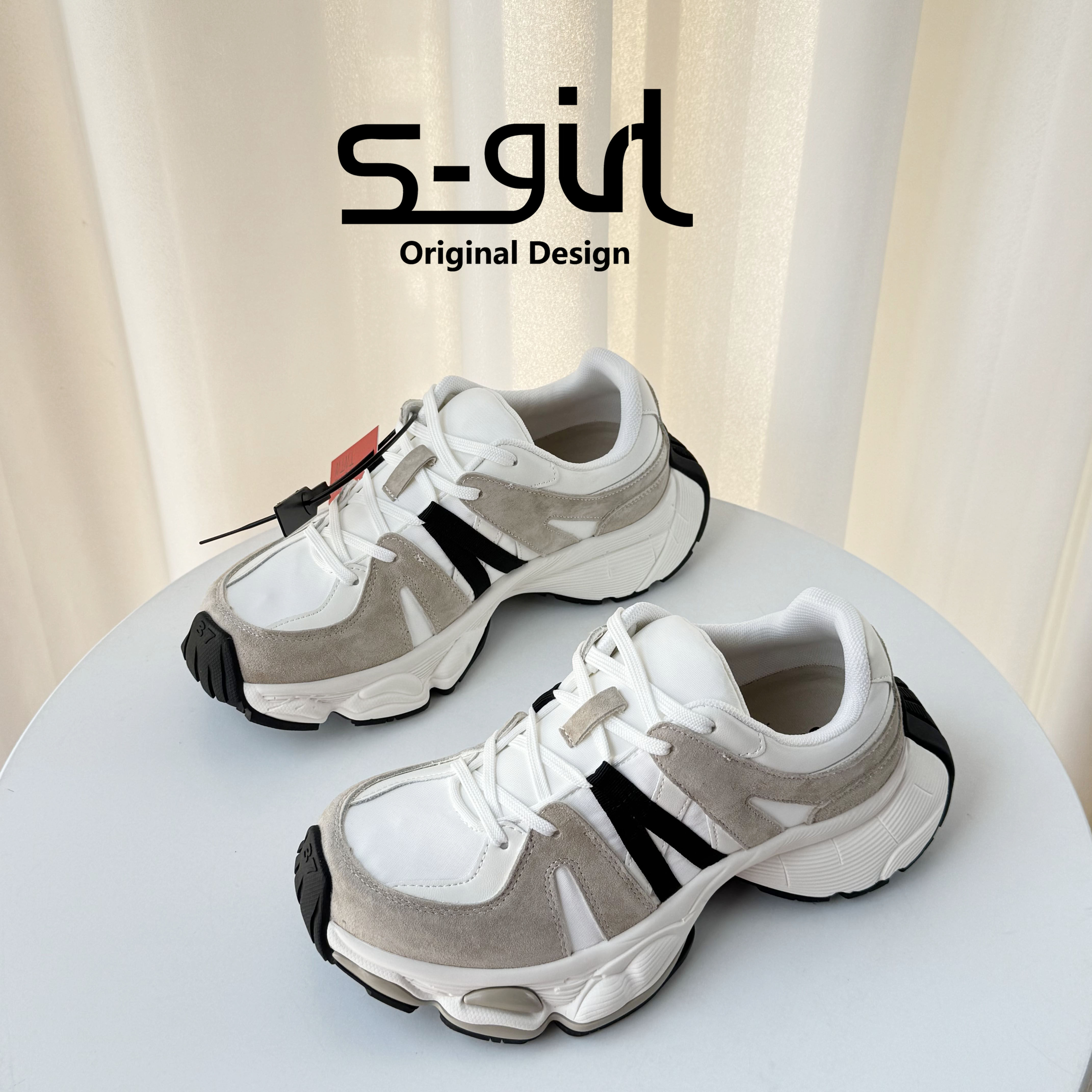 SGIRLTWTW撞色厚底休闲运动鞋女