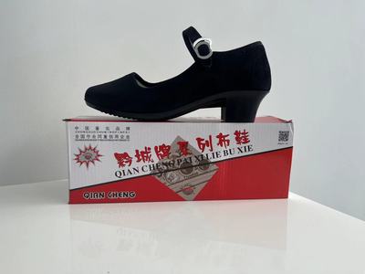黔城牌中跟民族风老北京布鞋