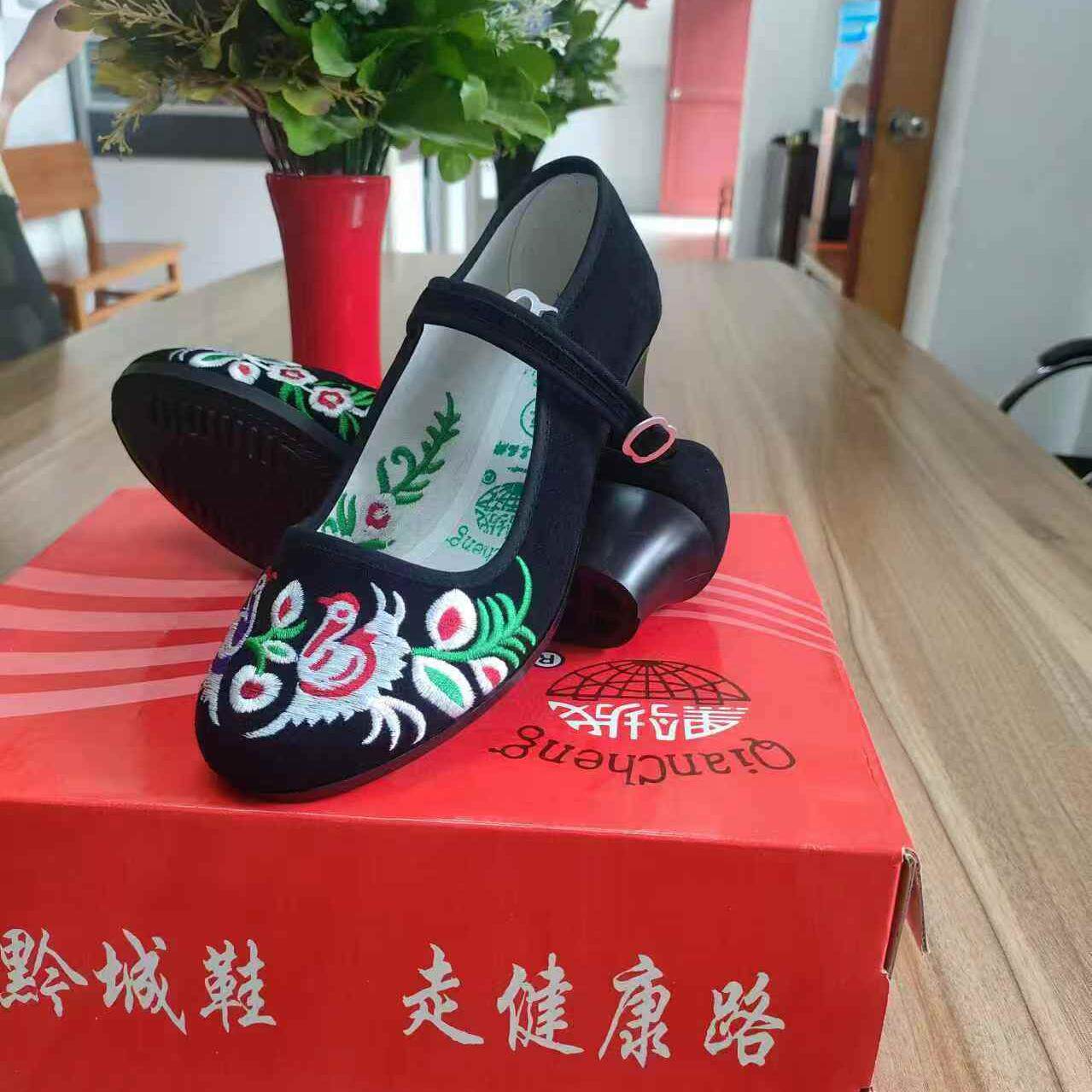 黔城中跟4cm绣花 一带布鞋舞蹈鞋老北京民族舞蹈考级训练鞋