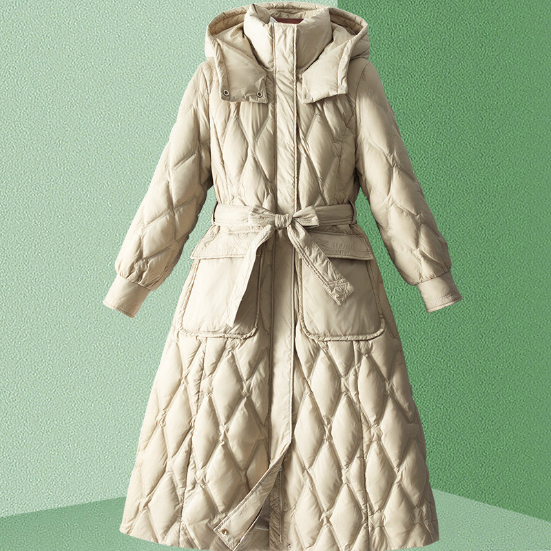 慕荷菱格羽绒服女2021新款时尚洋气时装款设计感薄款羽绒服女轻薄