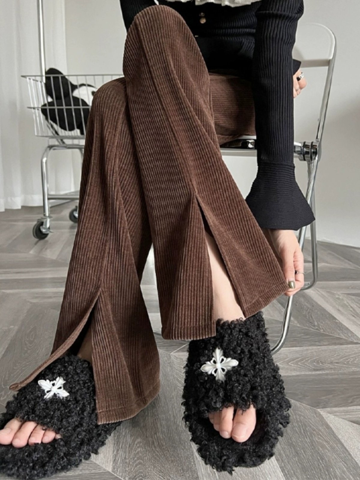 雪尼尔窄版微喇阔腿裤女春秋2025新款小个子灯芯绒喇叭裤开叉裤子,女装/女士精品,大码裤装,淘宝优惠券,粉丝福利购,淘宝优惠卷