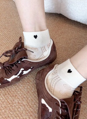 白袜子女短袜春夏薄款爱心刺绣百搭黑白灰色韩女socks镂空条纹袜
