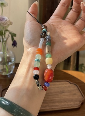 眼波明 黛眉轻 新中式国风天然石红玛瑙趣味可爱礼物手机链挂链