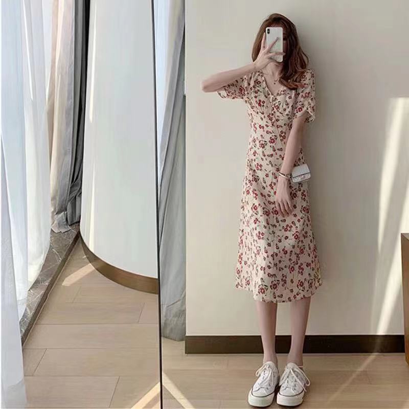 3大码女装2021年新款胖mm显瘦初恋茶歇桔梗法式温柔风碎花连衣裙子