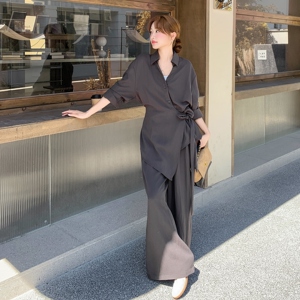 松弛感灰色翻领衬衫休闲裤套装2025秋季减龄淡人高级感淡人两件套图片