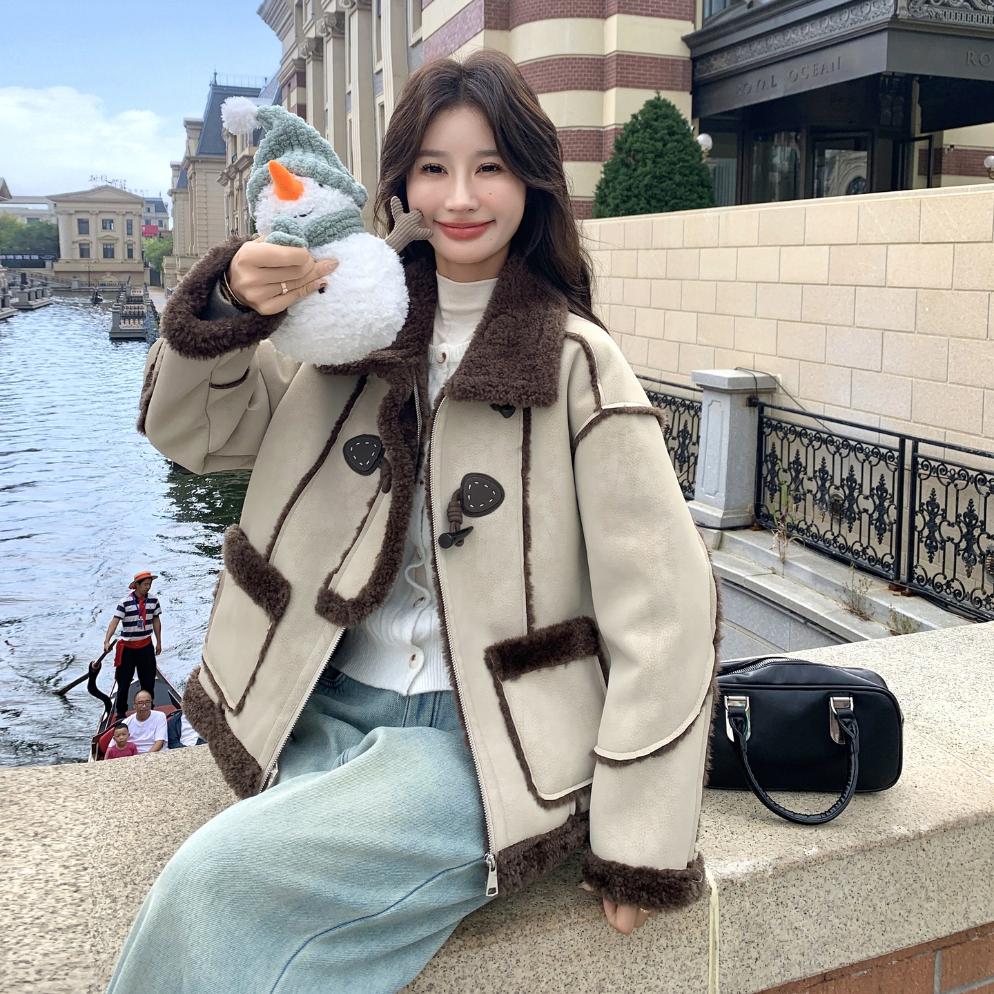 【新款】现货个性设计皮毛一体外套297-1829-P195-K288,女装短外套,艾艾淮淮 【新款】现货个性设计皮毛一体外套297-1829-P195-K288,女装短外套,艾艾淮淮