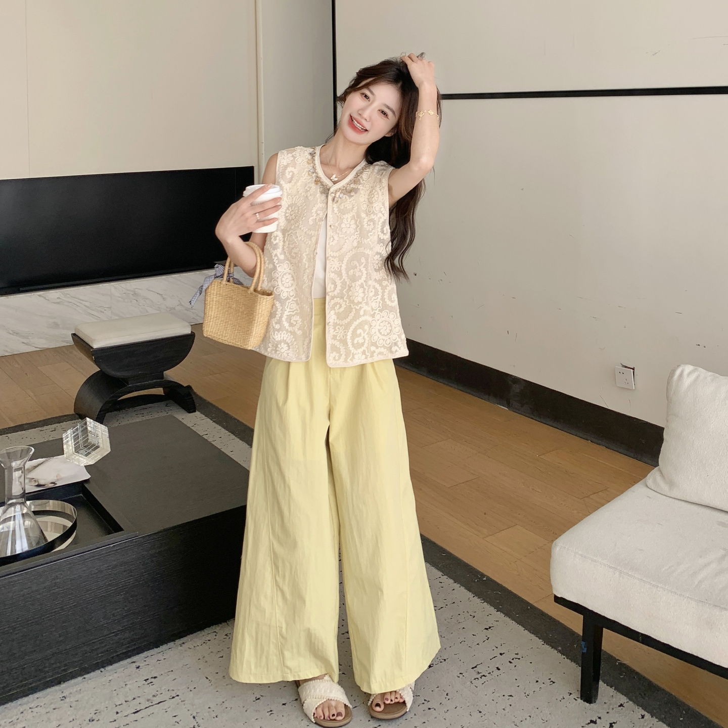 【新款】现货镂空无袖开衫+阔腿裤套装297-1217-P155-K218，女装套装/套裙，艾艾淮淮
